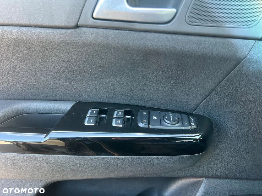 Kia Sportage 1.6 CRDI AWD Eco-Dynamics+ (48V M-H) DCT Black Edition - 17