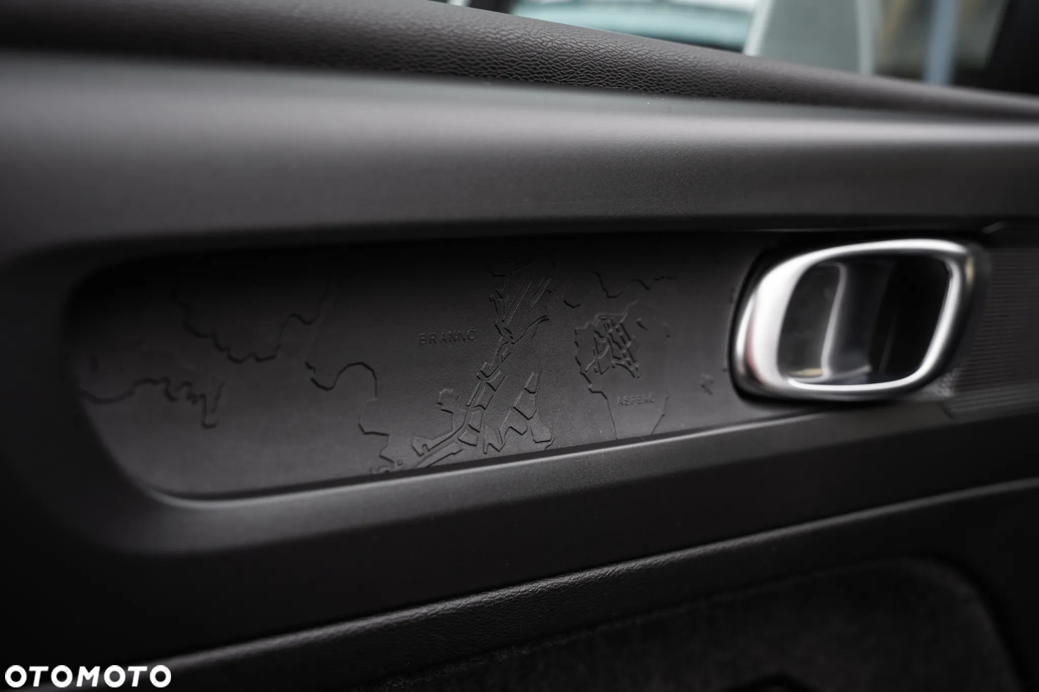 Volvo XC 40 T3 Momentum Core - 21