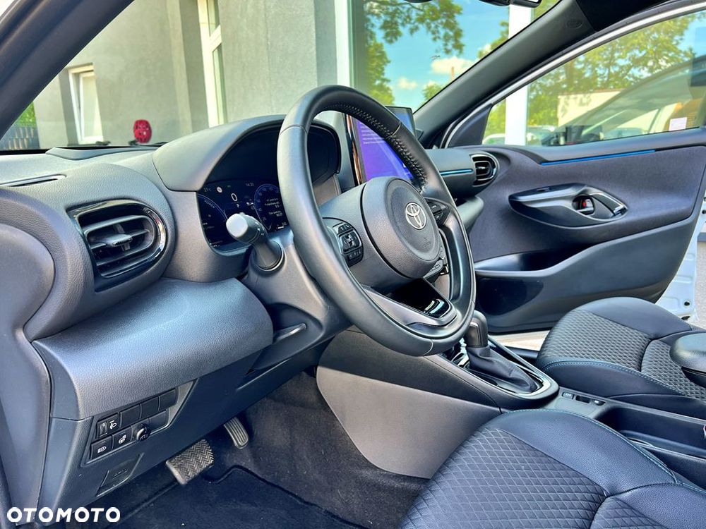 Toyota Yaris Hybrid 1.5 Premiere Edition - 9