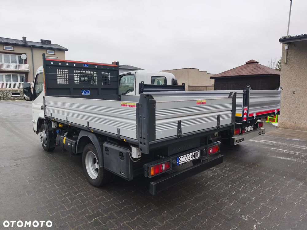 Isuzu M21 - M27 - 21