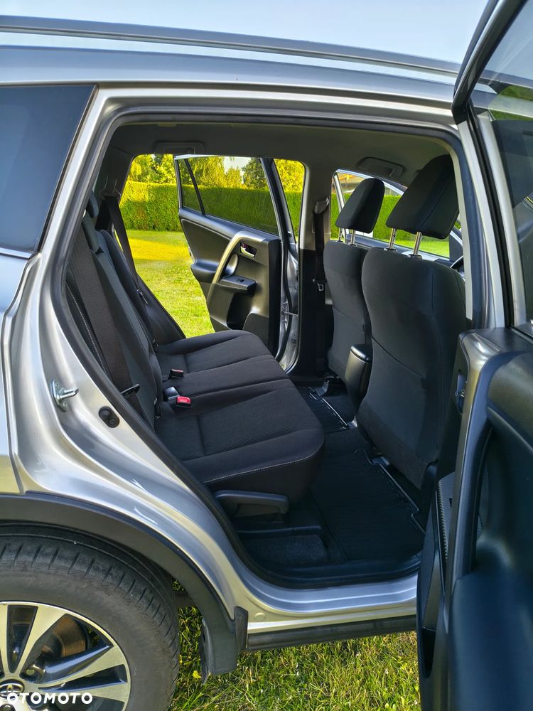 Toyota RAV4 2.0 D-4D Premium 4x2 - 9