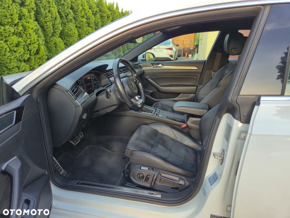 Volkswagen Arteon 2.0 TDI SCR R-Line DSG - 16
