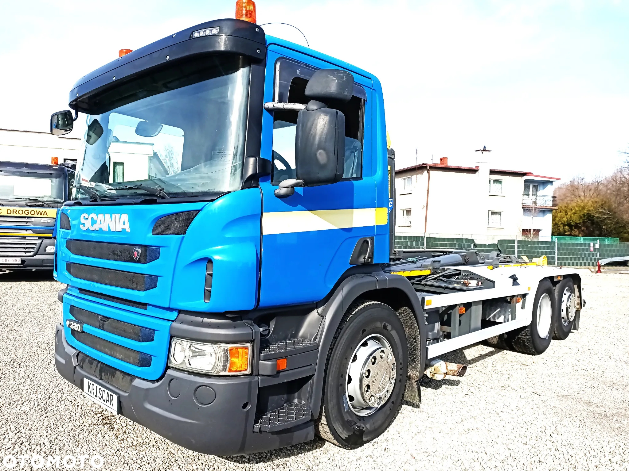 Scania P320 6x2 Hakowiec Marrel , oś skrętna - 16