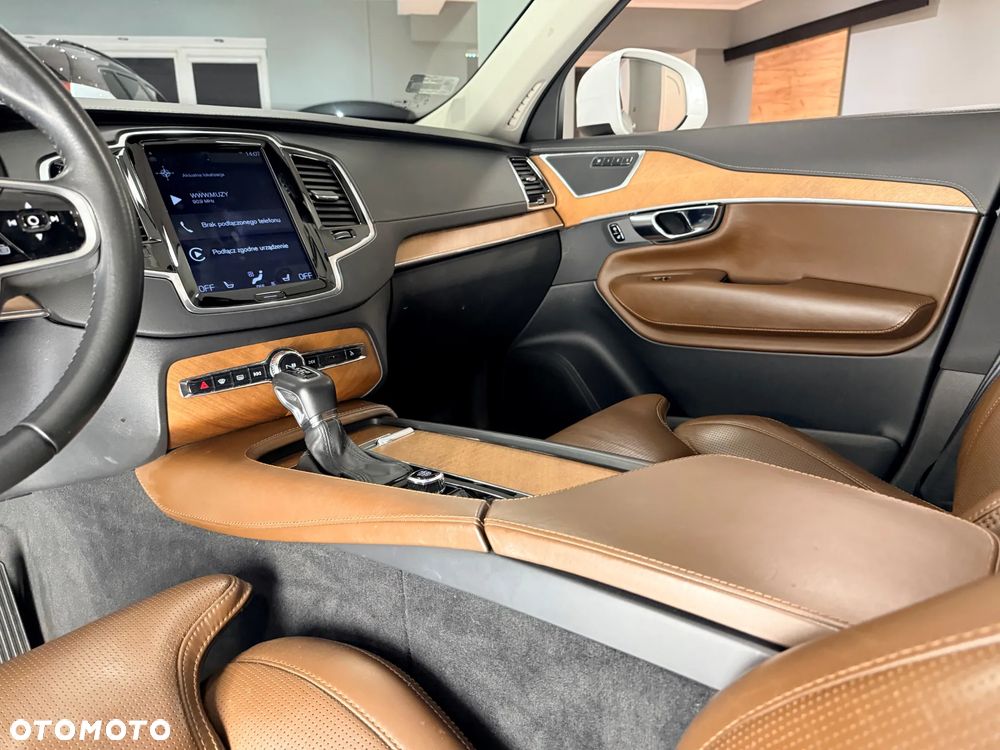 Volvo XC 90 D5 AWD Inscription - 8