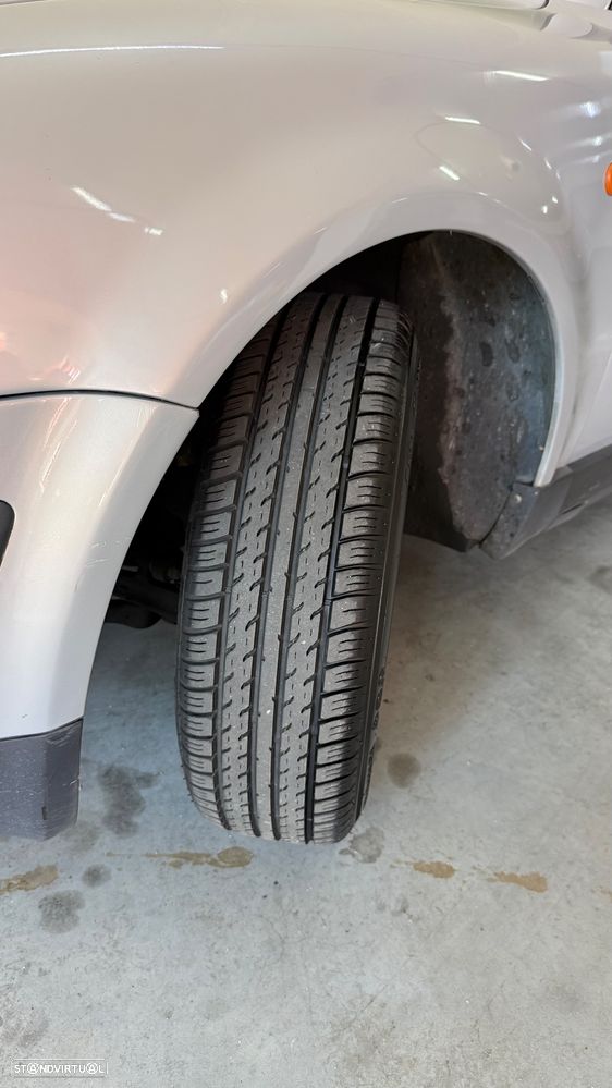 VW Passat Variant 1.9 TDi Confortline - 7