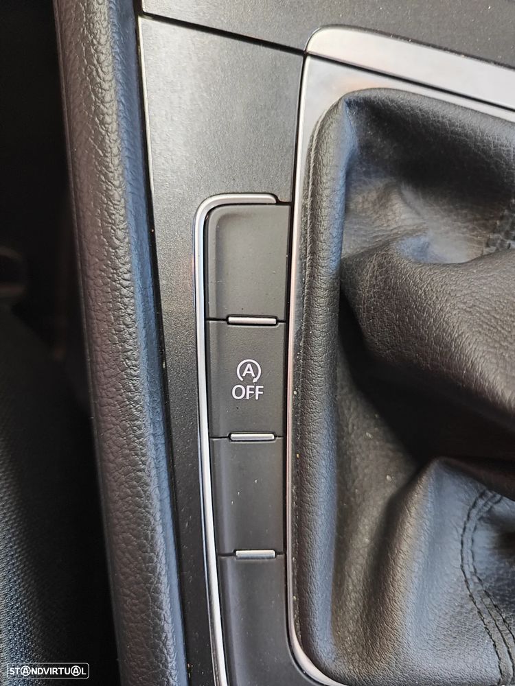VW Golf Variant 1.5 TSI Confortline - 32