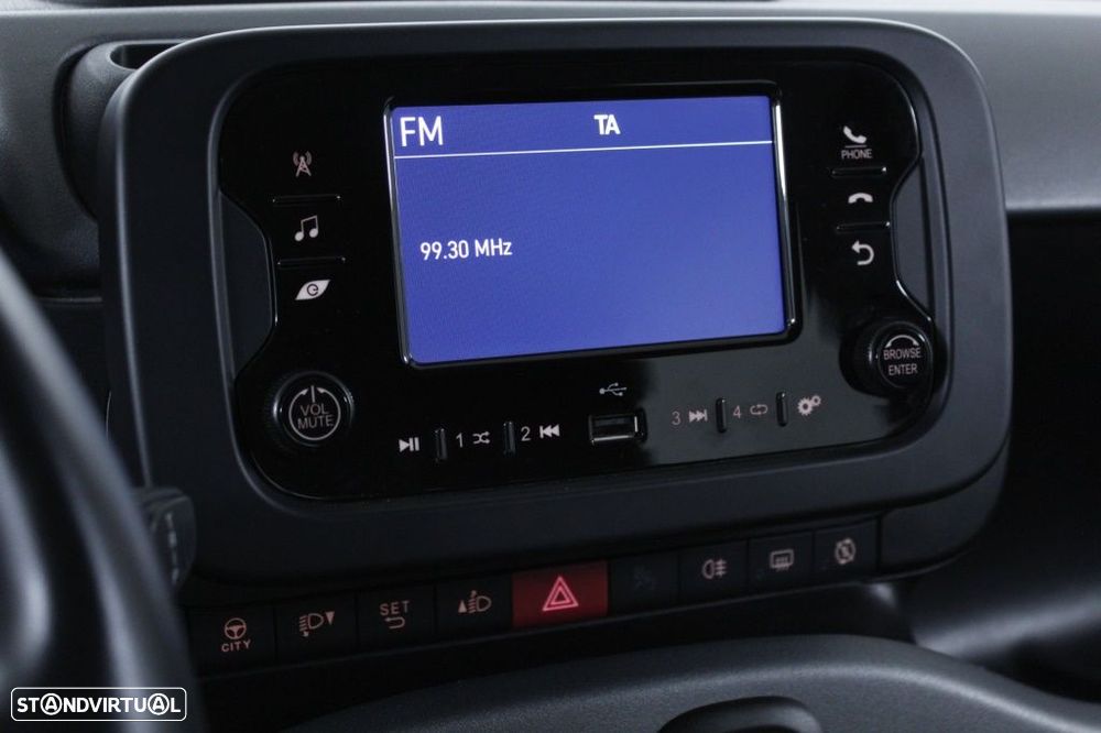 Fiat Panda 1.0 Hybrid City Life - 25