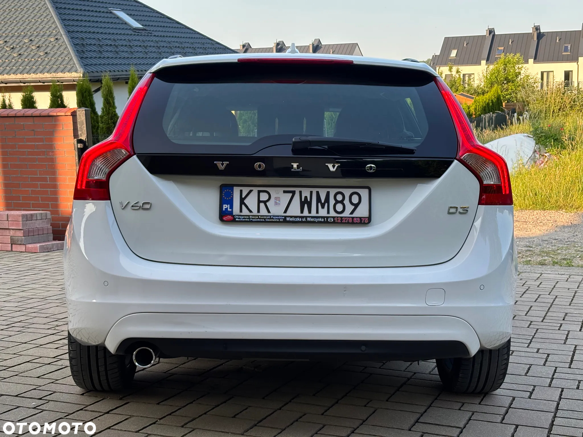 Volvo V60 D3 AWD Momentum - 8