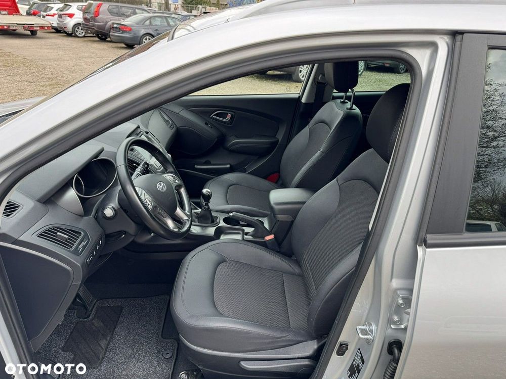 Hyundai ix35 - 23
