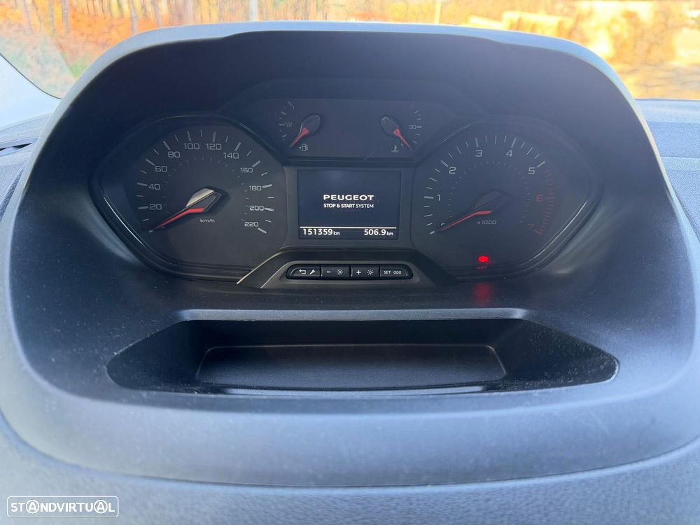 Peugeot Partner L1 Pro 1.6BlueHDi GPS 2019 100CV - 9