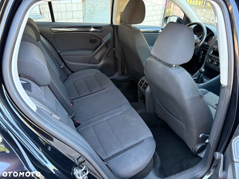 Volkswagen Golf 1.4 Style - 31