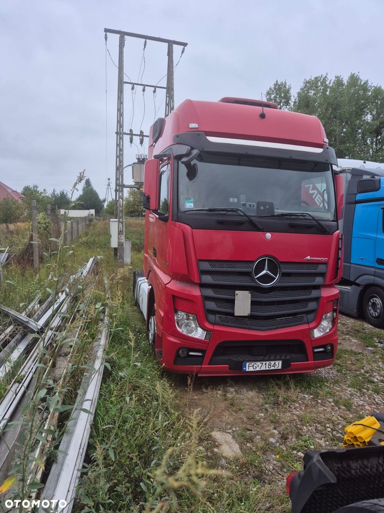 Mercedes-Benz ACTROS - 1