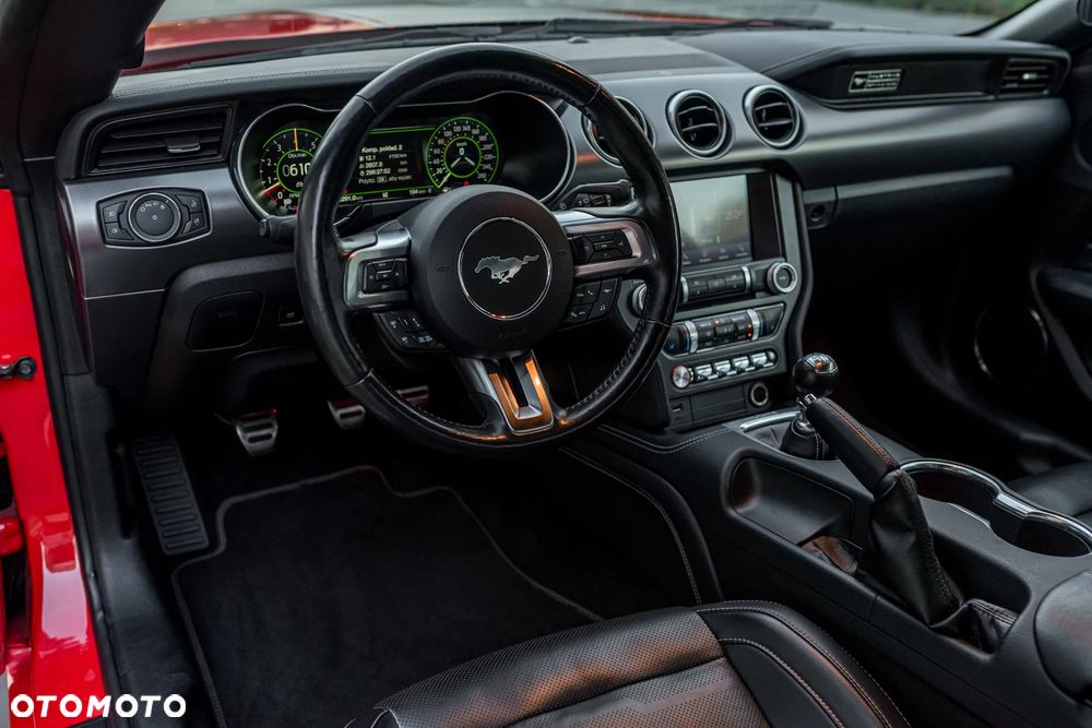 Ford Mustang 5.0 V8 GT - 13