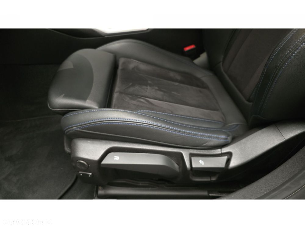 BMW Seria 3 320d xDrive M Sport - 19
