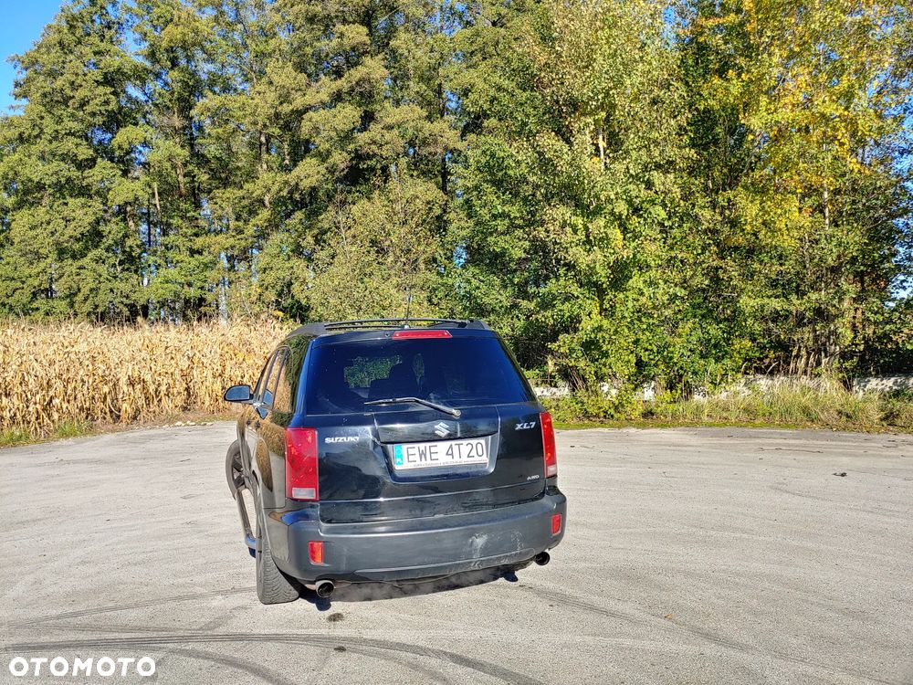 Suzuki XL7 3.6 V6 Luxury - 35