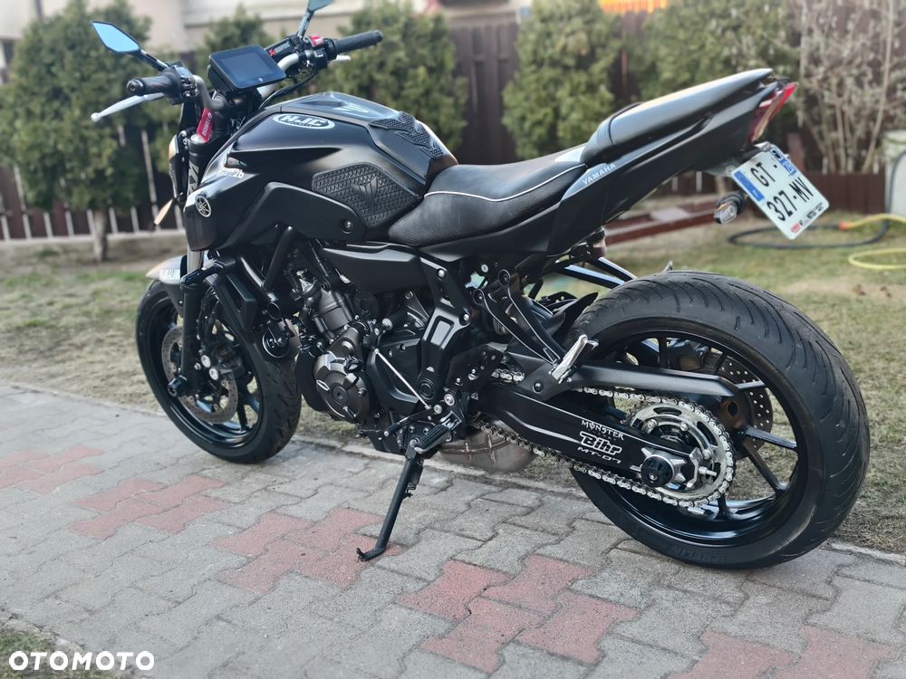 Yamaha MT - 22
