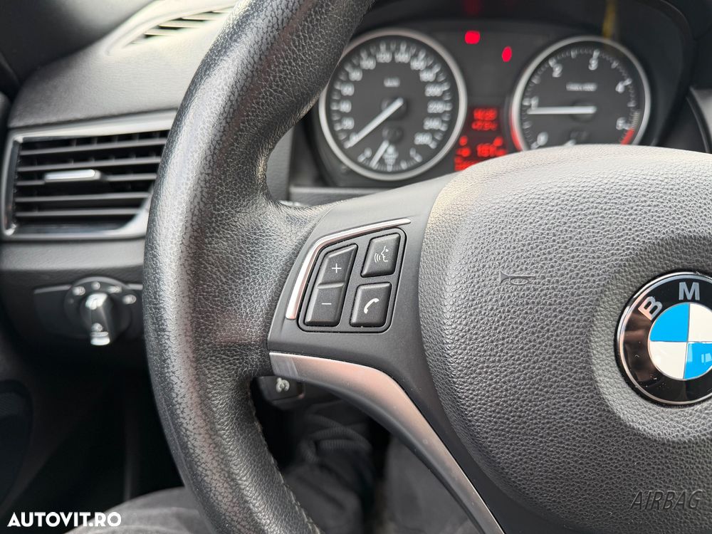 BMW X1 sDrive20d xLine - 24