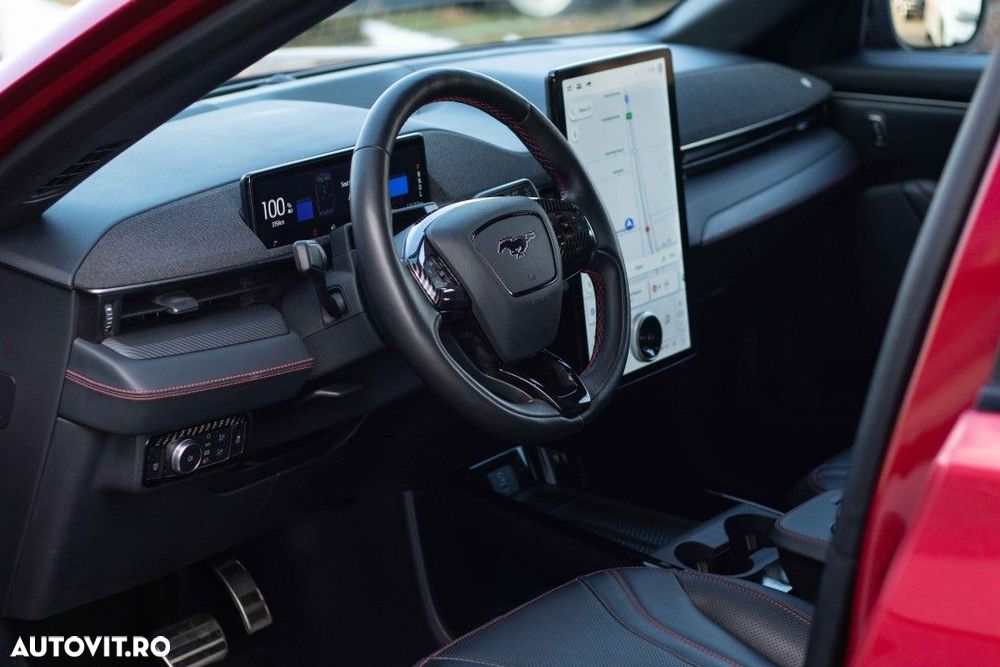 Ford Mustang Mach-E AWD Standard Range 198 kW Premium - 15