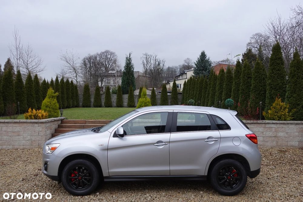 Mitsubishi ASX - 8