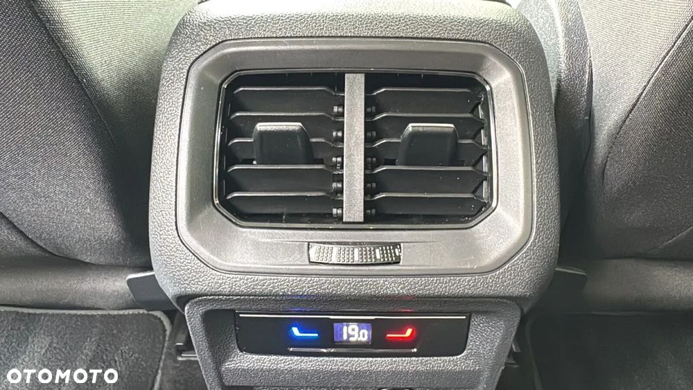 Volkswagen Tiguan Allspace - 17