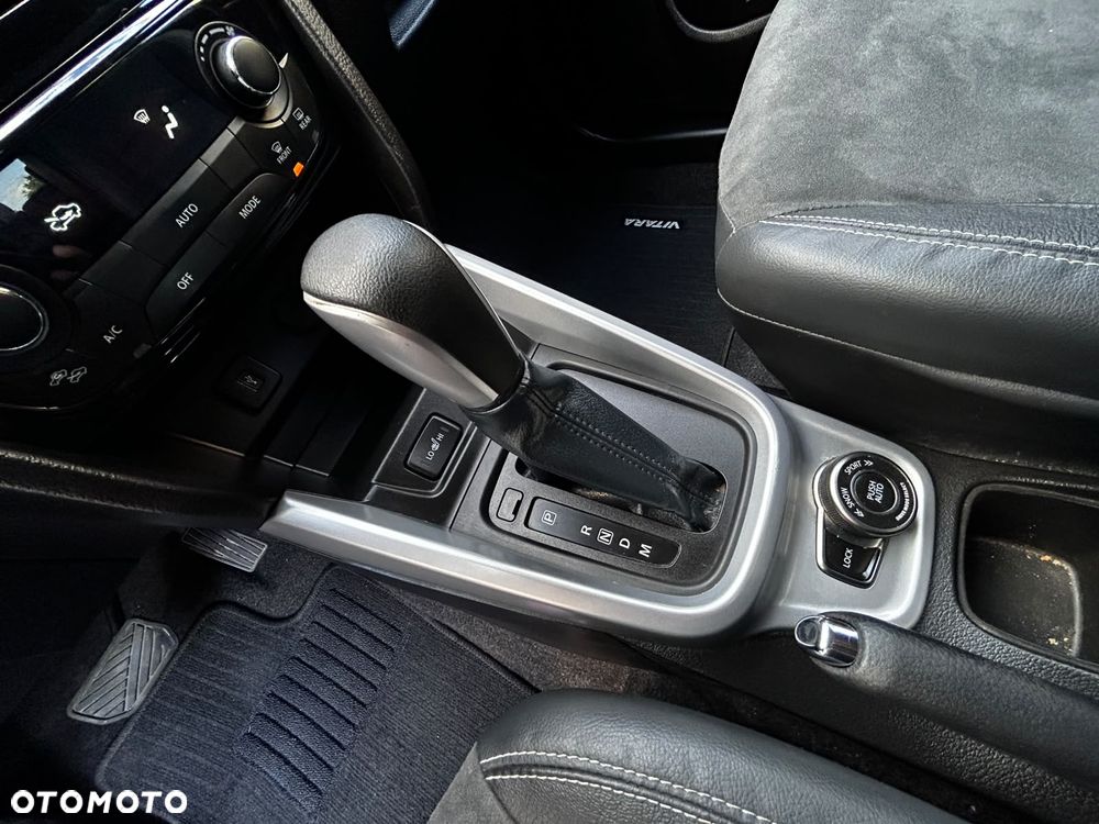 Suzuki Vitara 1.6 (4x4) Allgrip Automatik Comfort+ - 14