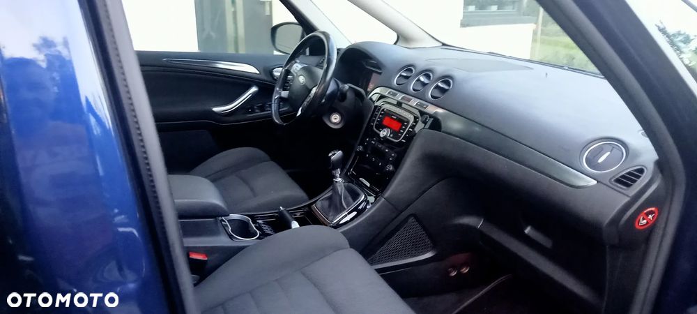 Ford S-Max 2.0 TDCi DPF Champions Edition - 17