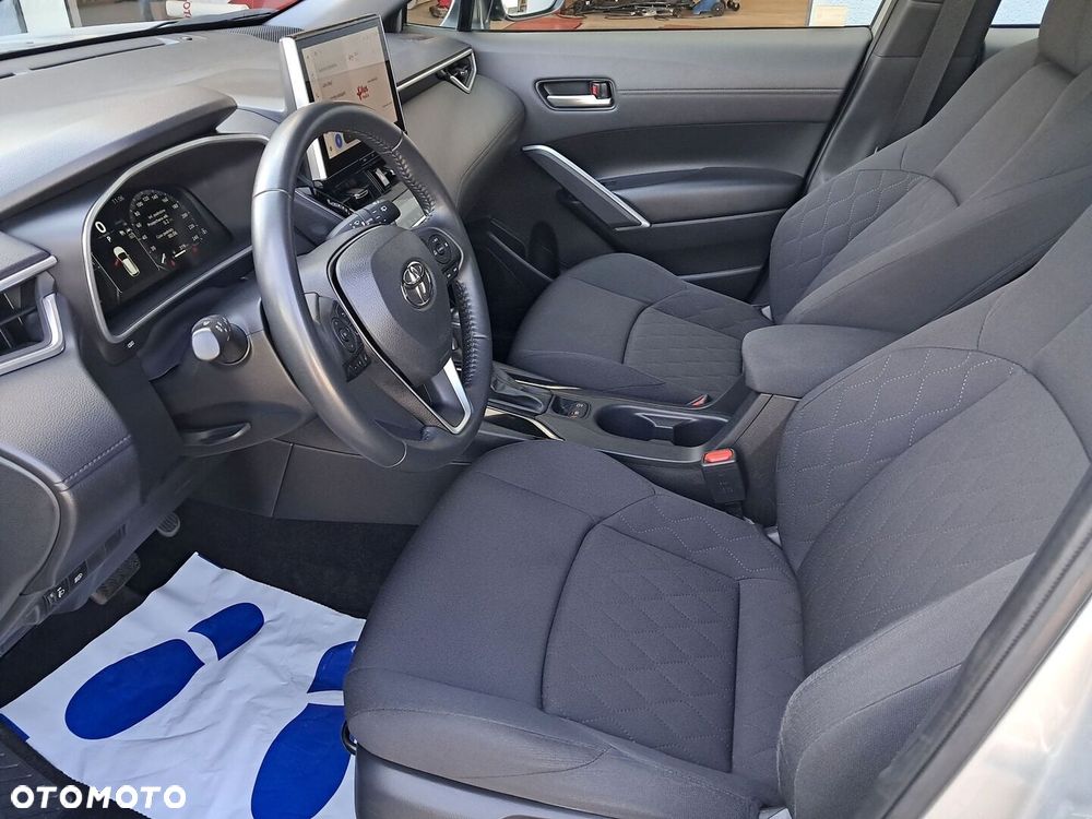 Toyota Corolla Cross 2.0 Hybrid Comfort - 15