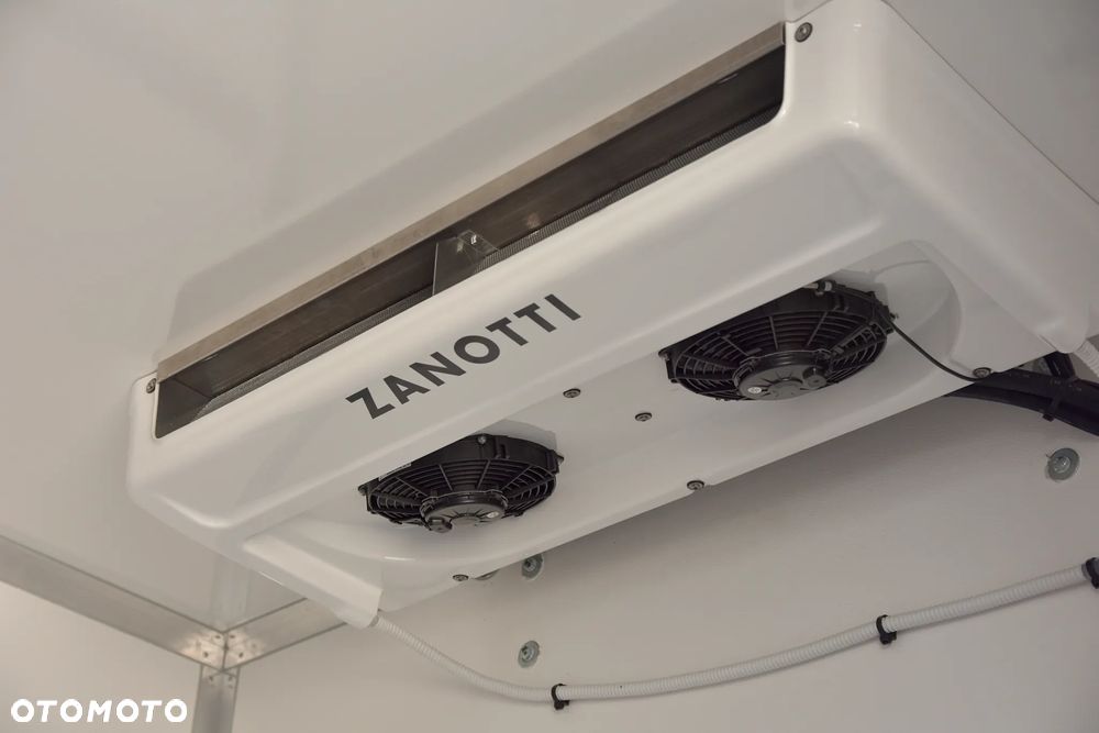 Renault Master Kontener 8EP 2.0 170KM Izoterma Chłodnia - 21