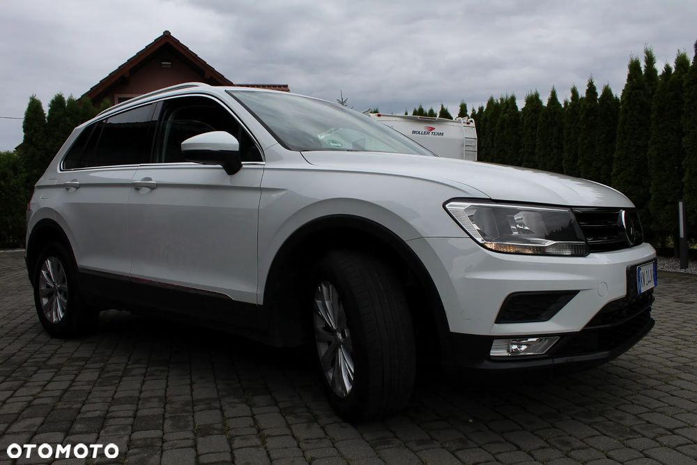 Volkswagen Tiguan 2.0 TDI SCR 4MOTION BlueMotion Technology DSG Lounge Track & Style - 11