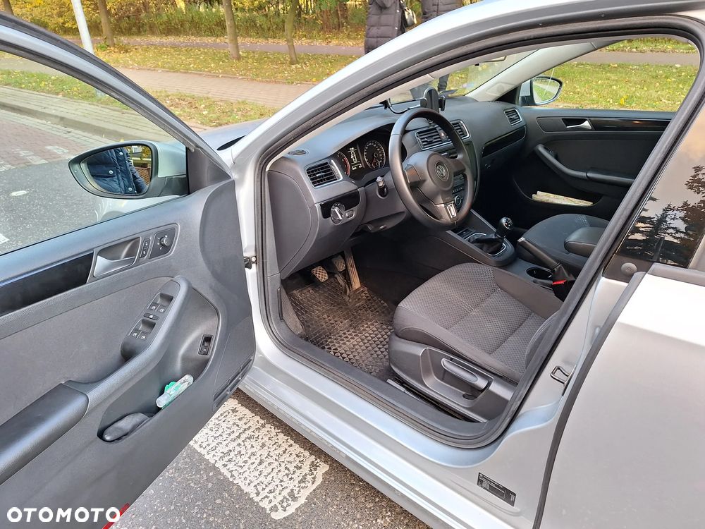 Volkswagen Jetta 1.4 TSI Comfortline - 15