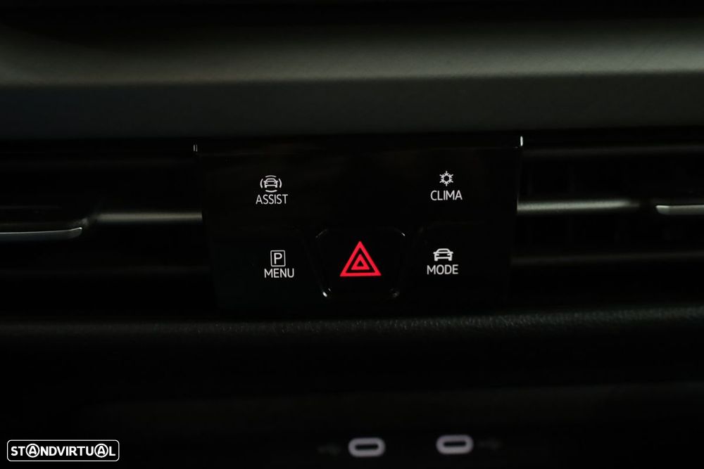 VW Golf 1.5 TSI e-Hybrid Life DSG - 14