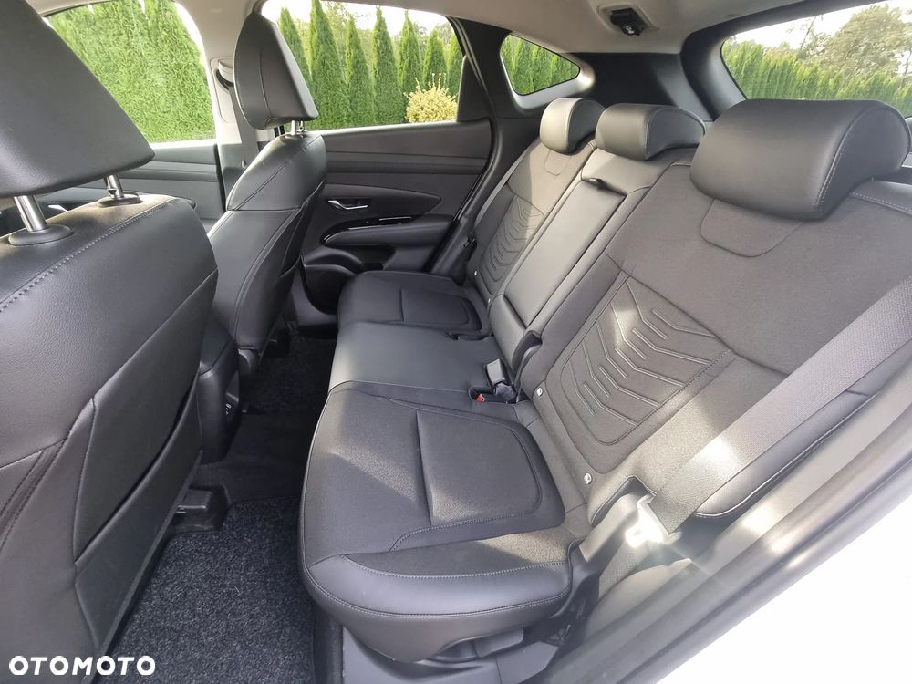 Hyundai Tucson 1.6 CRDi 48V-Hybrid 4WD DCT Select - 10