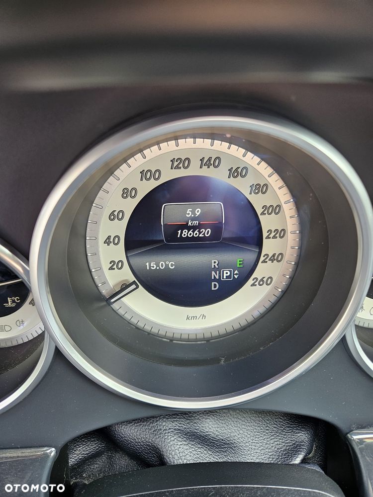 Mercedes-Benz CLS 350 CDI 4-Matic BlueEff - 23