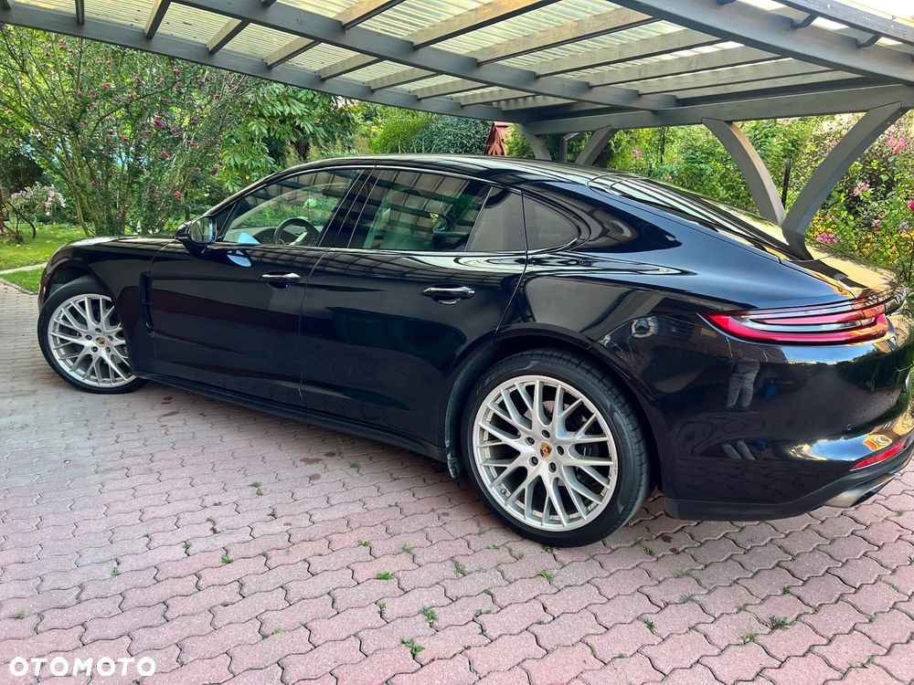 Porsche Panamera - 6