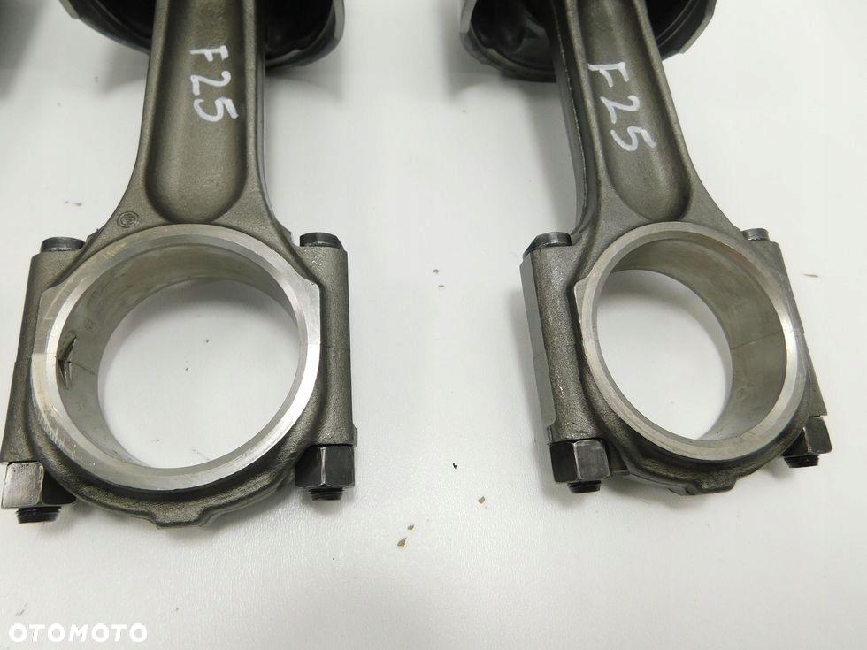 Tłok z korbowodem 2.0 TDCI HDI Ford Peugeot Volvo V50 Citroen Fiat Scudo - 3