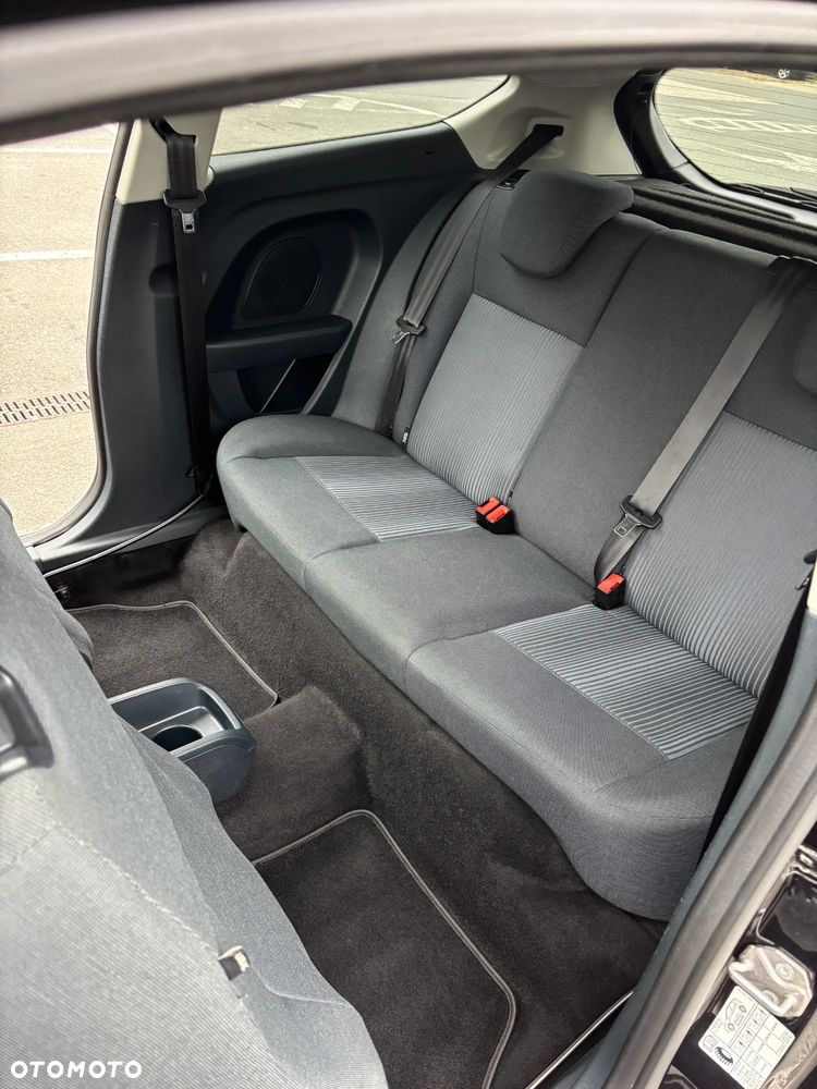 Ford Fiesta - 18