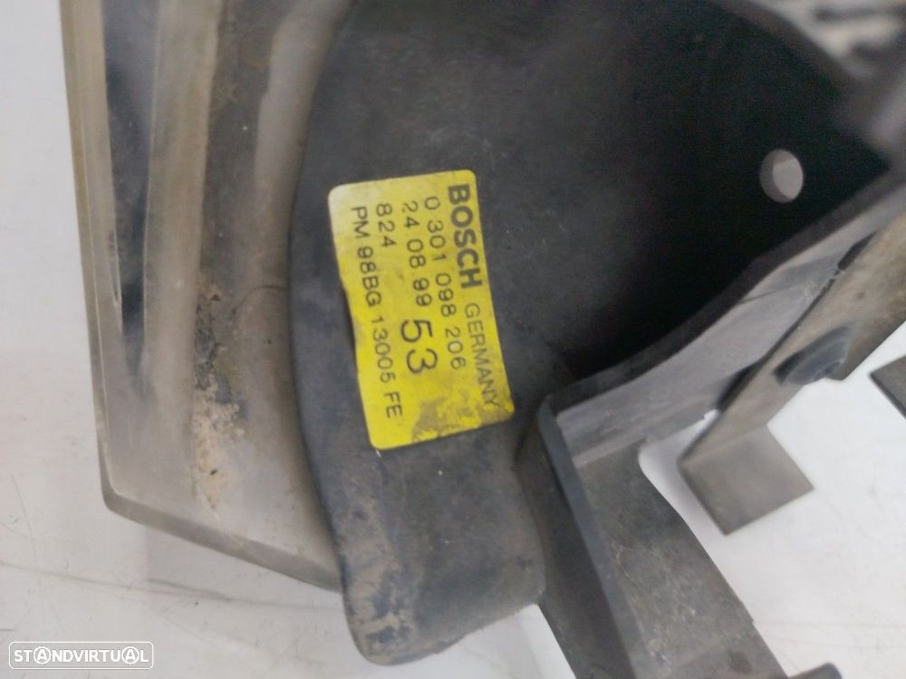 Farol/ Otica Dianteiro Dto Ford Mondeo Ii Carrinha (Bnp) - 3