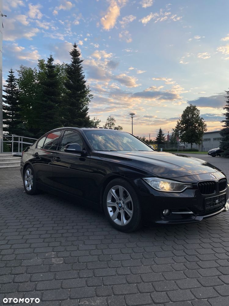 BMW Seria 3 330d Sport Line - 27