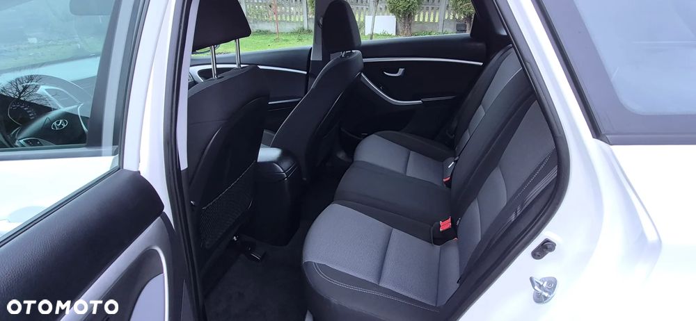 Hyundai i30 i30cw 1.6 CRDi blue Classic - 14