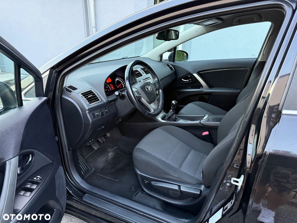 Toyota Avensis Combi 2.0 D-4D Life - 6