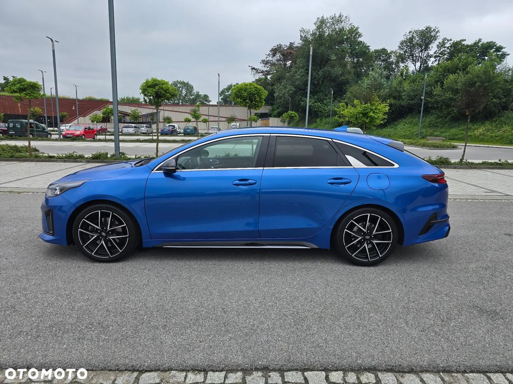 Kia ProCeed 1.6 CRDi GT Line DCT - 27