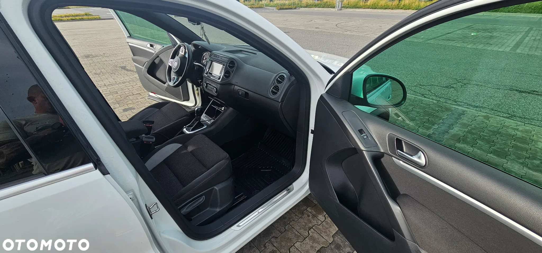 Volkswagen Tiguan 2.0 TDI 4Mot Perfectline R-Style DSG - 9