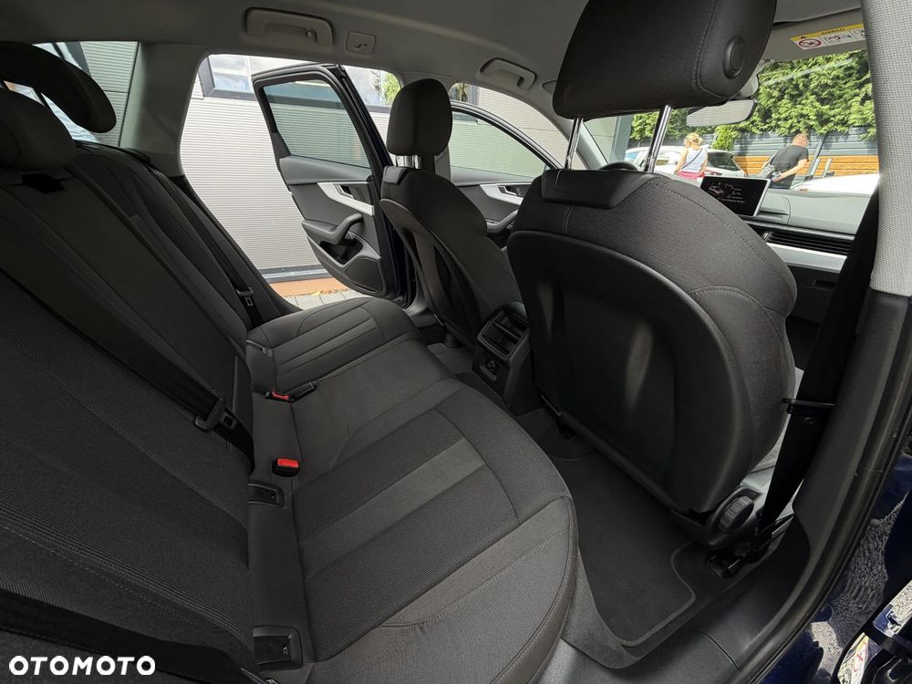 Audi A4 Avant 40 TDI S tronic design - 17