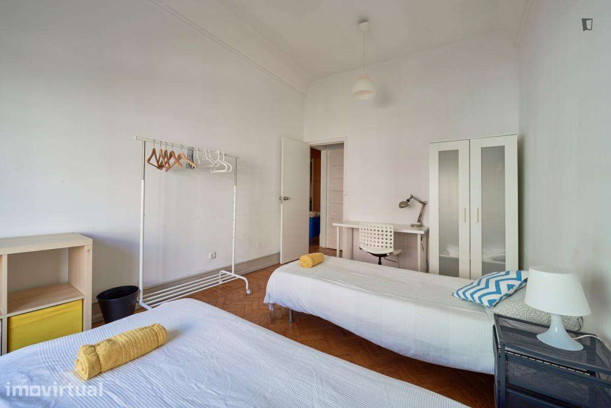 Quarto - localizado em Alameda Lisbon - Grande imagem: 4/27