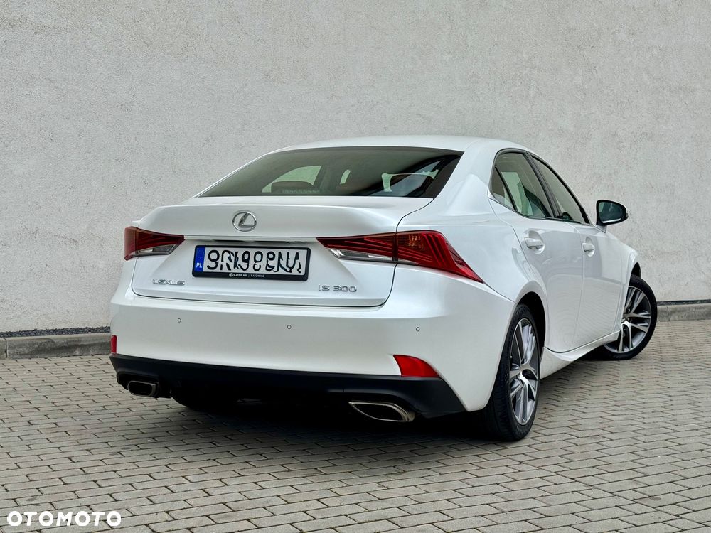 Lexus IS 200t / 300 Elegance - 10