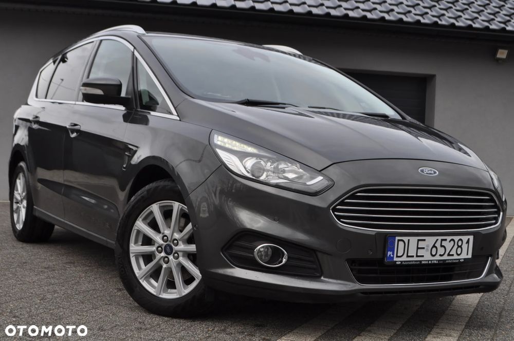 Ford S-Max - 10