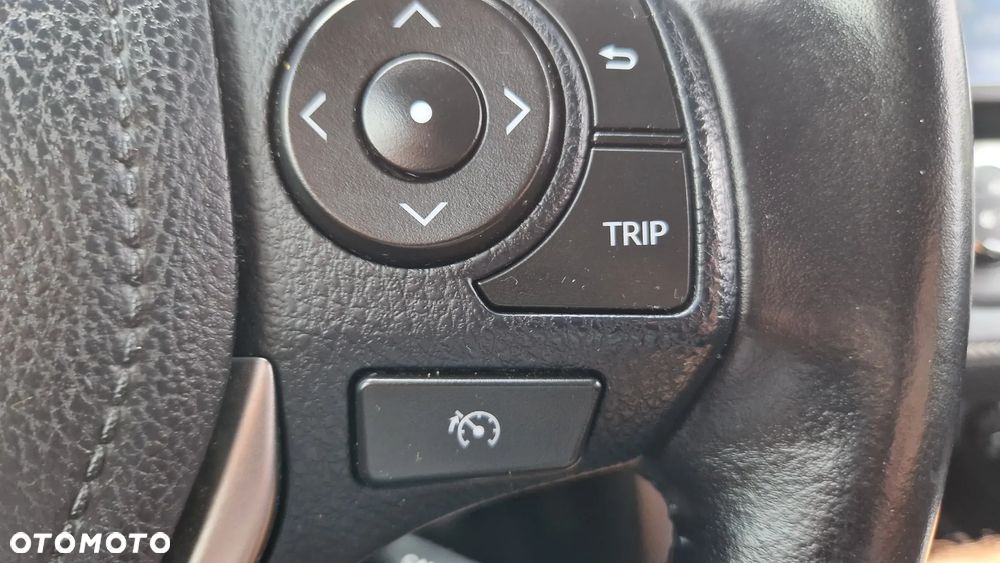 Toyota RAV4 2.0 D-4D Premium 4x2 - 24