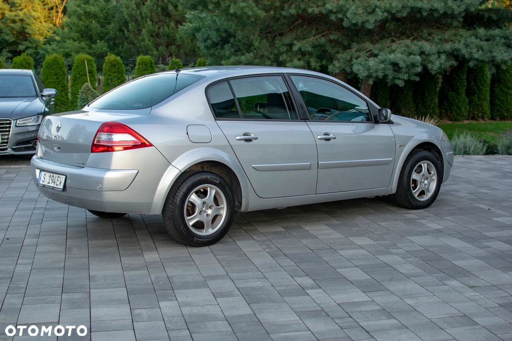 Renault Megane - 23