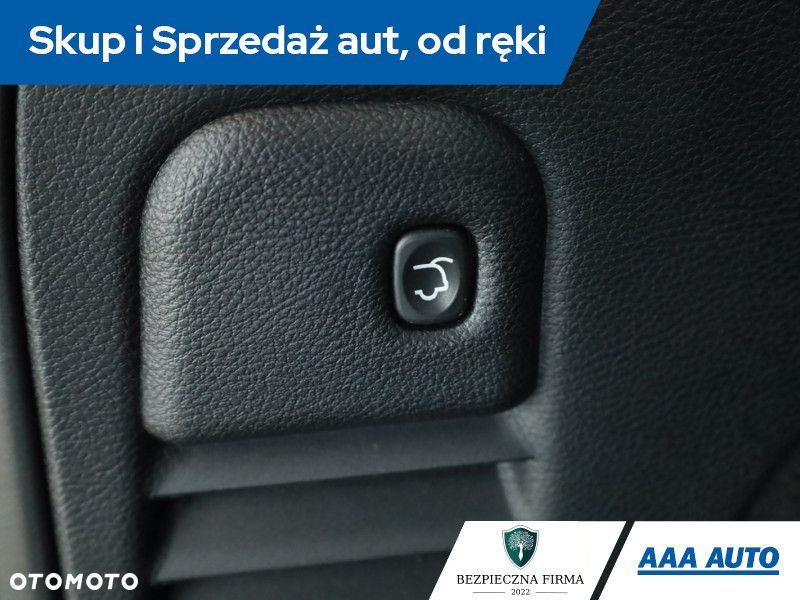 Jeep Grand Cherokee - 15