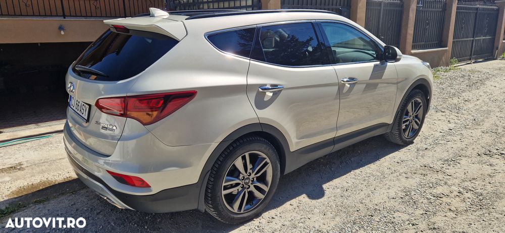 Hyundai Santa Fe - 1